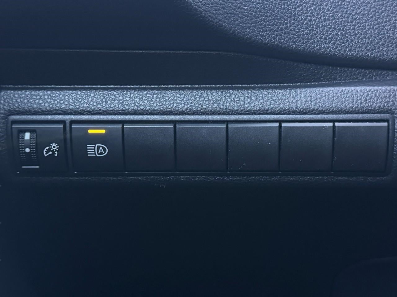 2020 Toyota Corolla SE CVT (Natl)