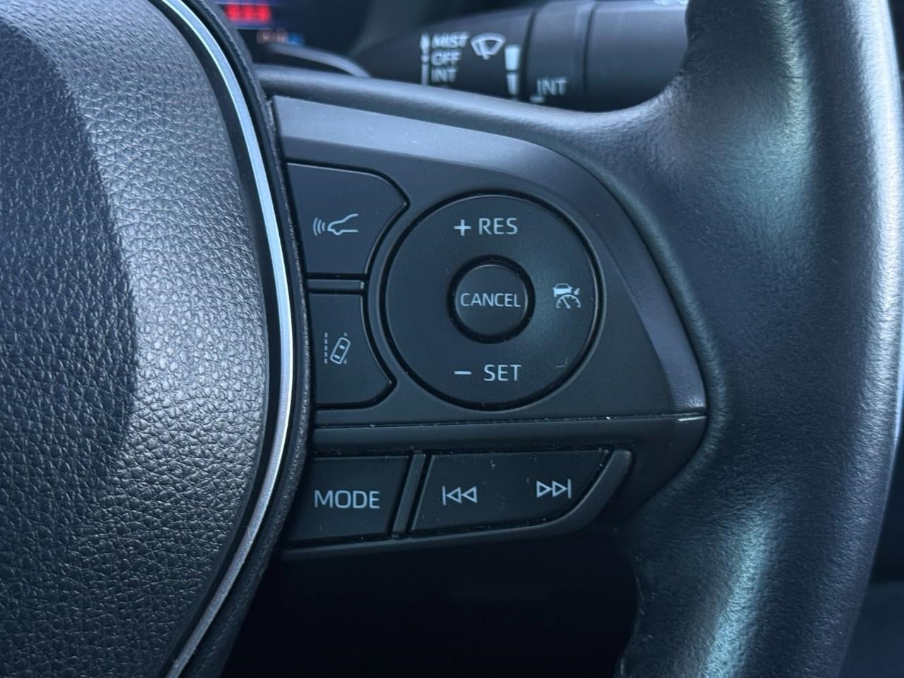 2020 Toyota Corolla SE CVT (Natl)