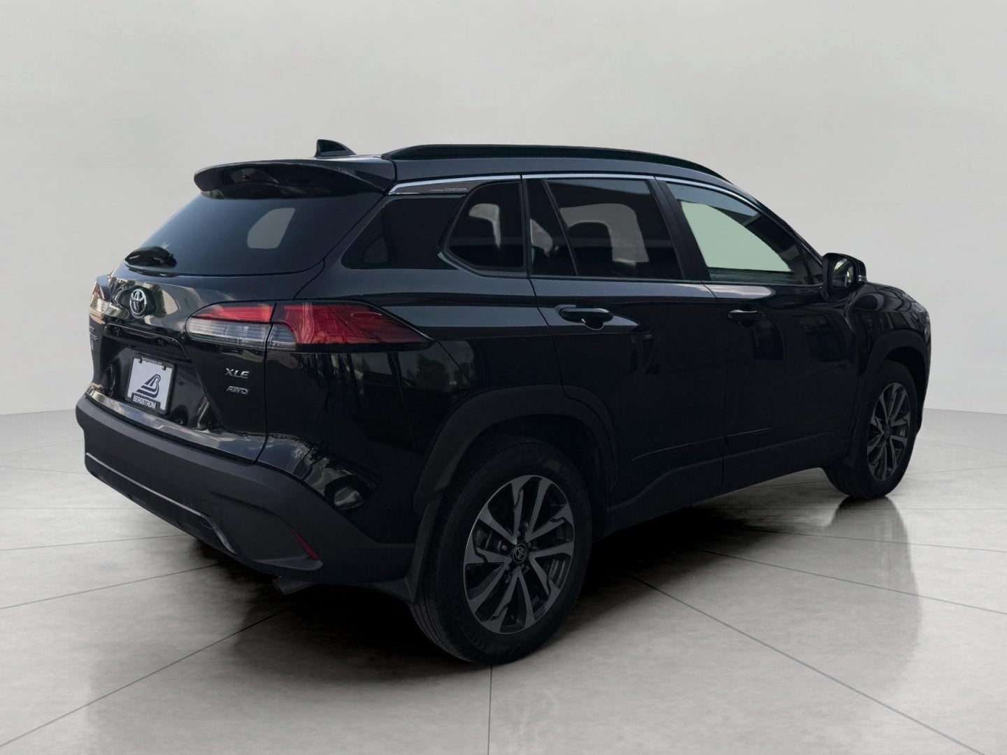 2023 Toyota Corolla Cross XLE 4WD (Natl)