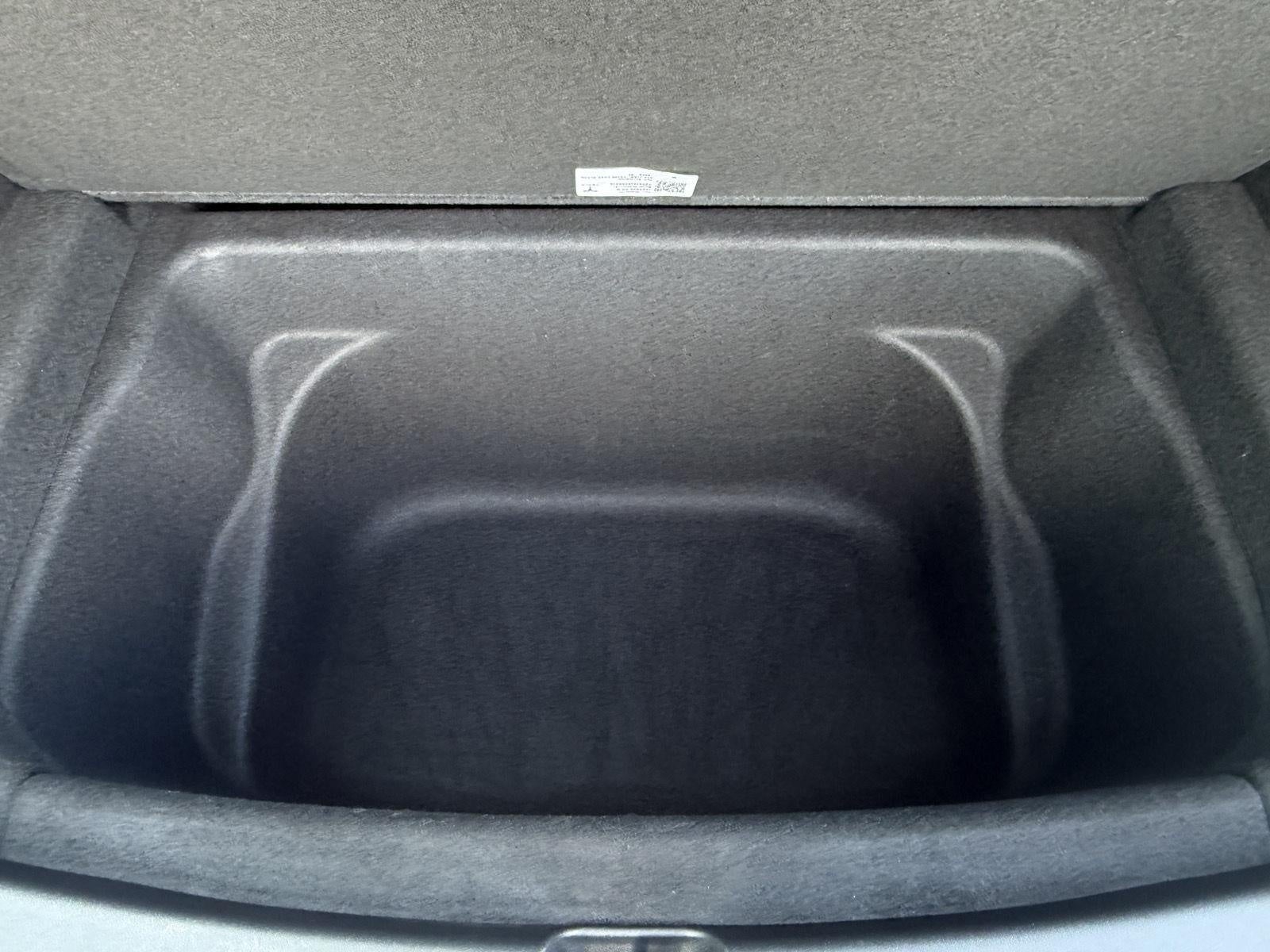 2022 Tesla Model Y Long Range AWD