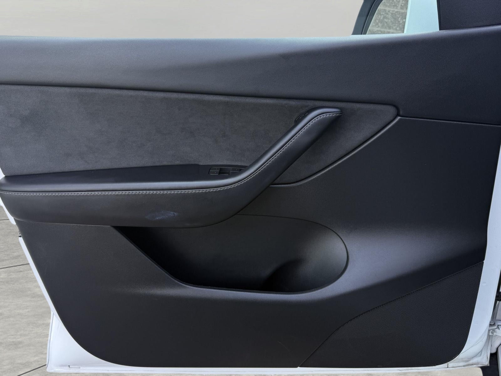 2022 Tesla Model Y Long Range AWD