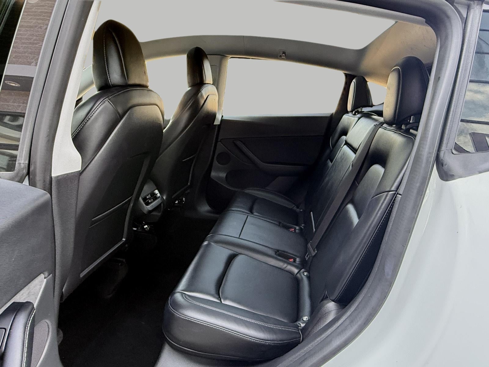 2022 Tesla Model Y Long Range AWD