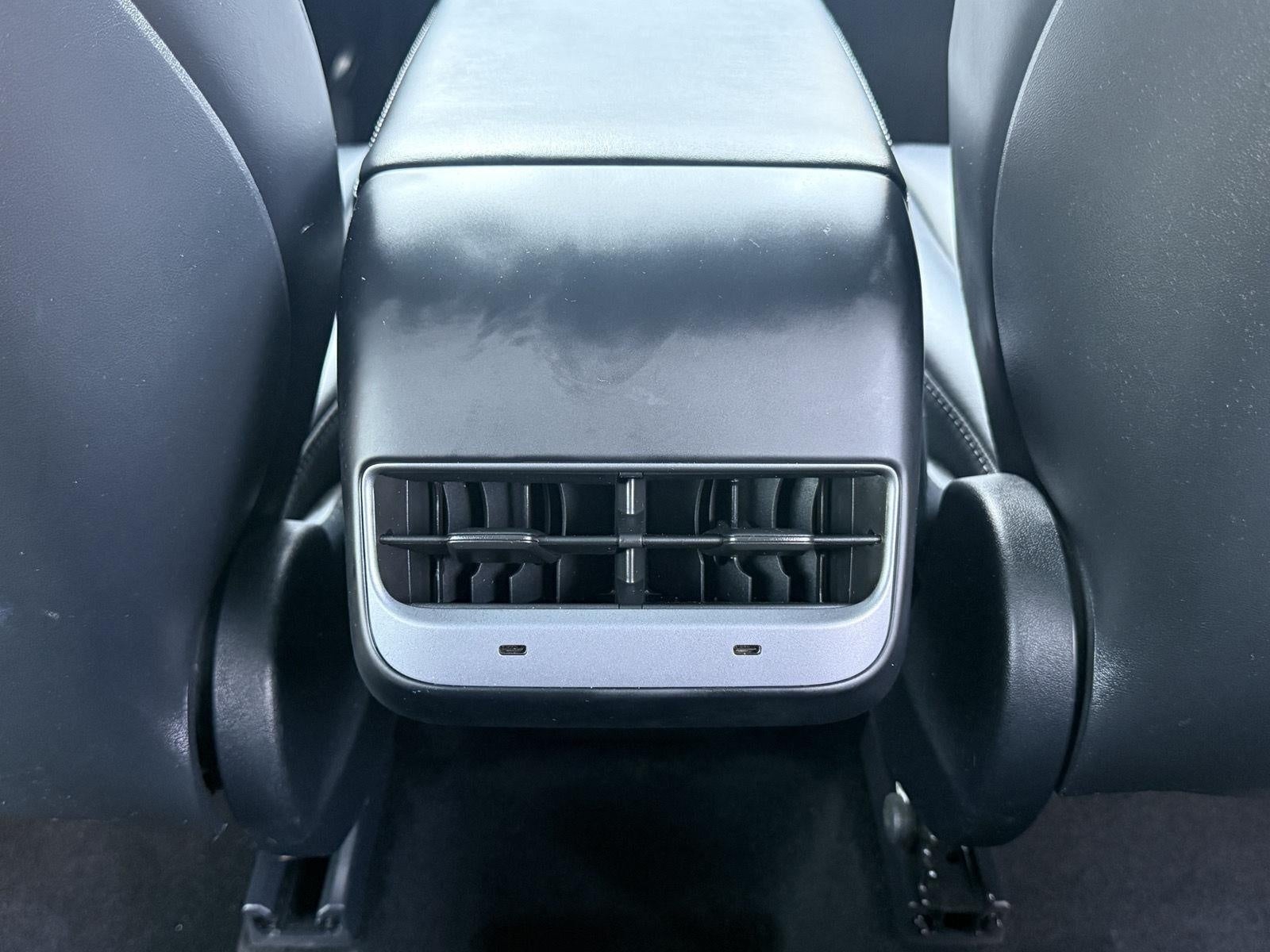 2022 Tesla Model Y Long Range AWD