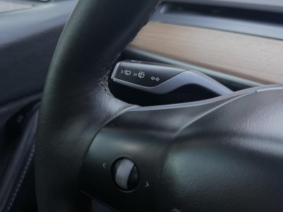2022 Tesla Model Y Long Range AWD