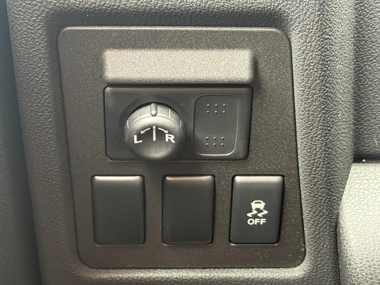 2015 Nissan Rogue Select FWD 4dr S