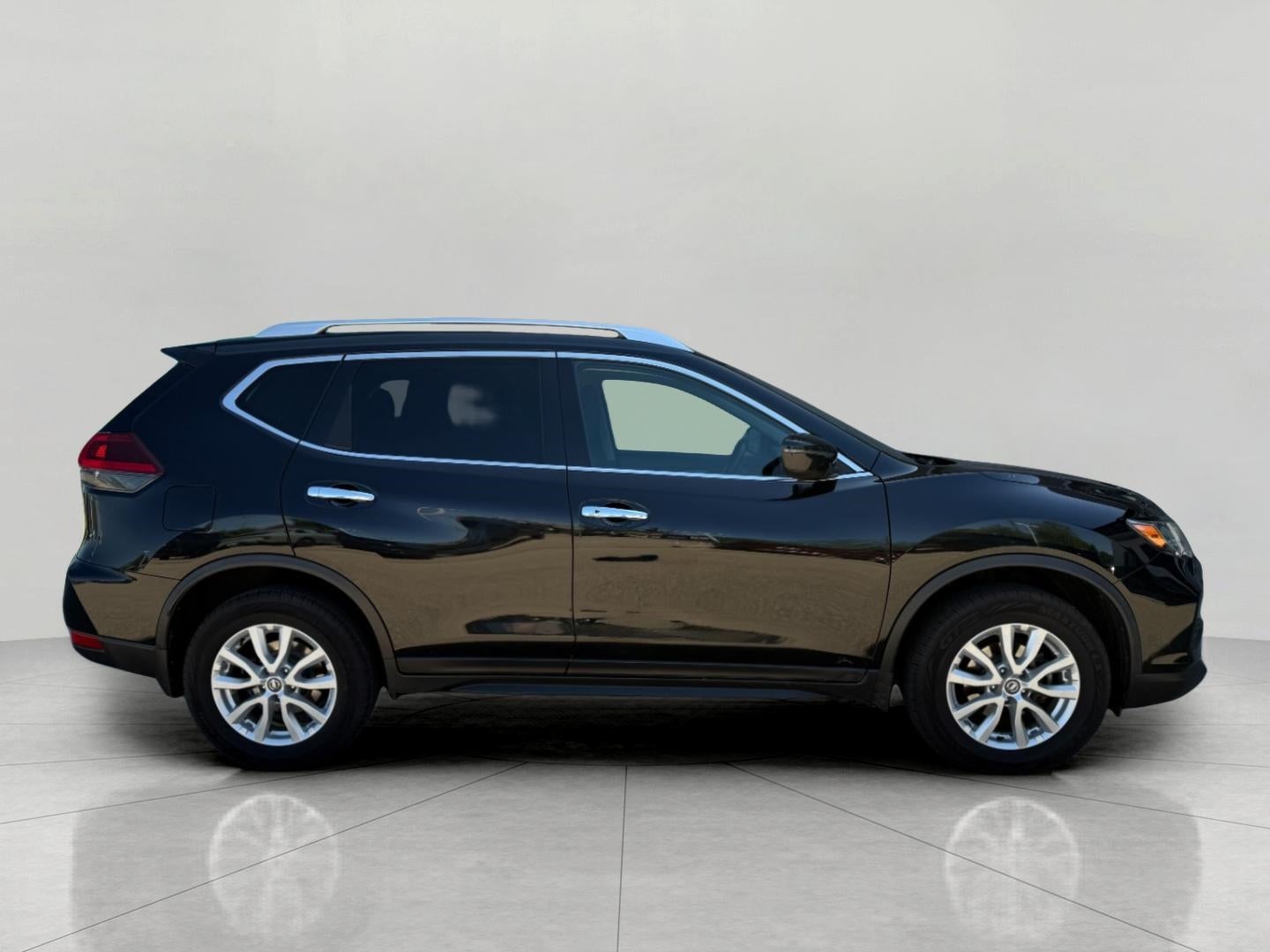 2018 Nissan Rogue AWD SV