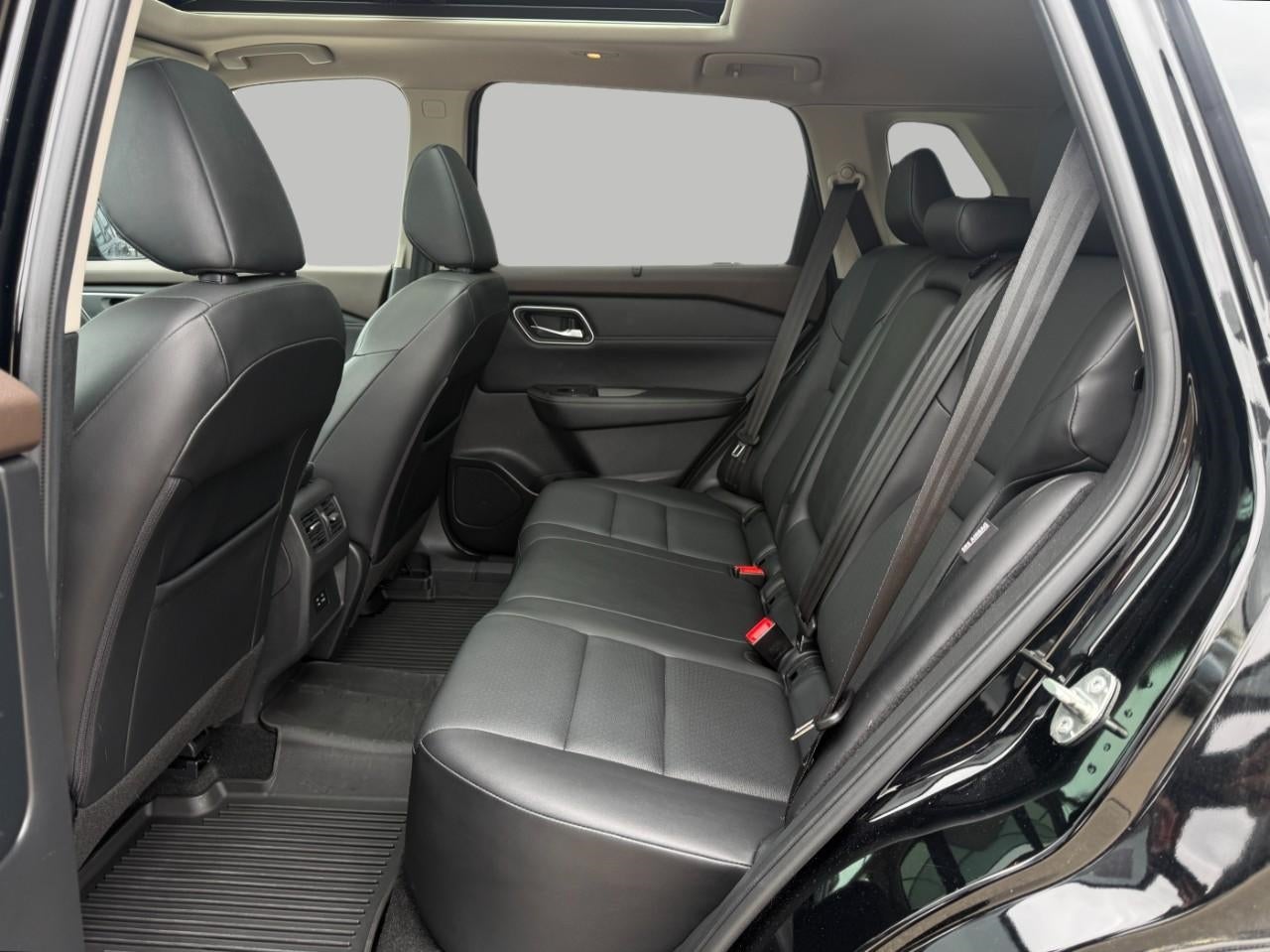 2021 Nissan Rogue AWD SV