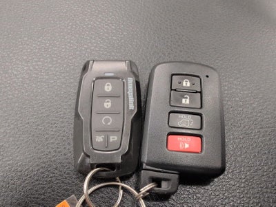 2017 Toyota RAV4 Hybrid Limited AWD (Natl)