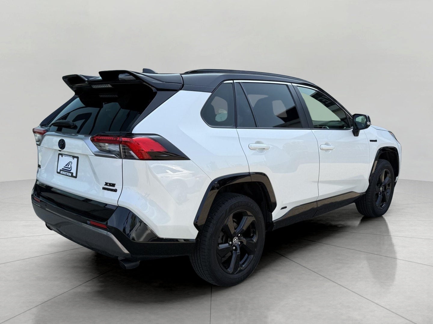 2021 Toyota RAV4 Hybrid XSE AWD (Natl)