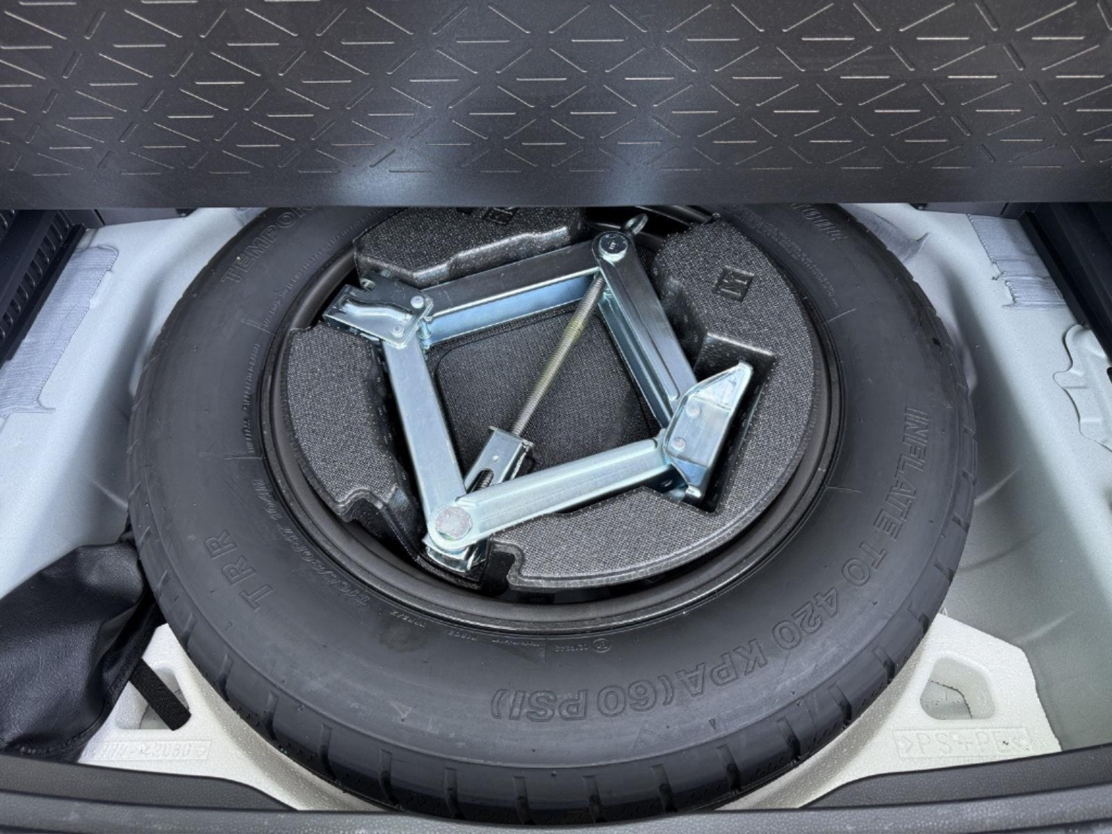 2021 Toyota RAV4 Hybrid XSE AWD (Natl)
