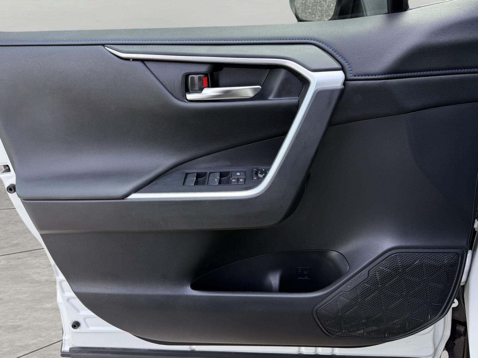 2021 Toyota RAV4 Hybrid XSE AWD (Natl)