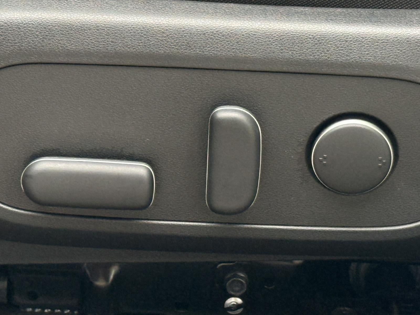 2025 Hyundai Kona SEL AWD