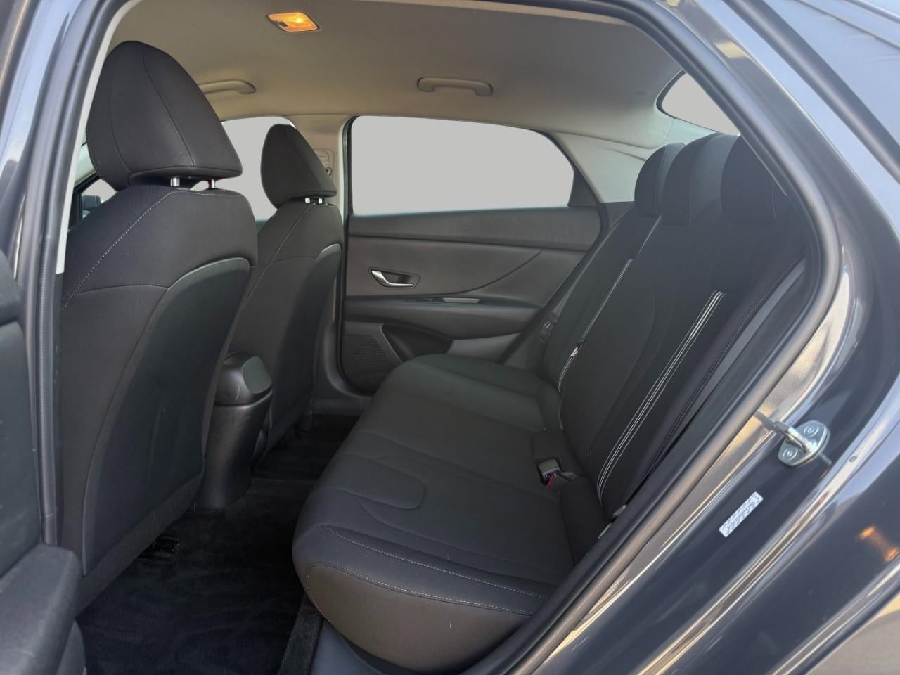 2023 Hyundai Elantra SEL IVT