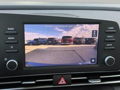 2023 Hyundai Elantra SEL IVT