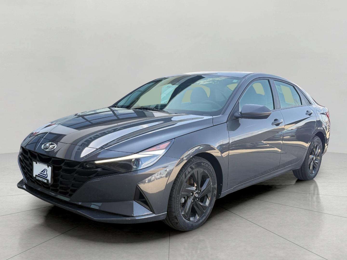 2023 Hyundai Elantra SEL IVT