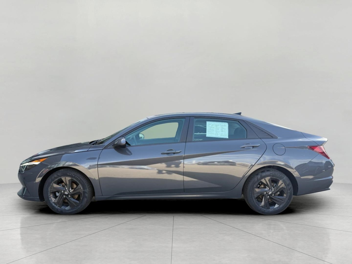 2023 Hyundai Elantra SEL IVT