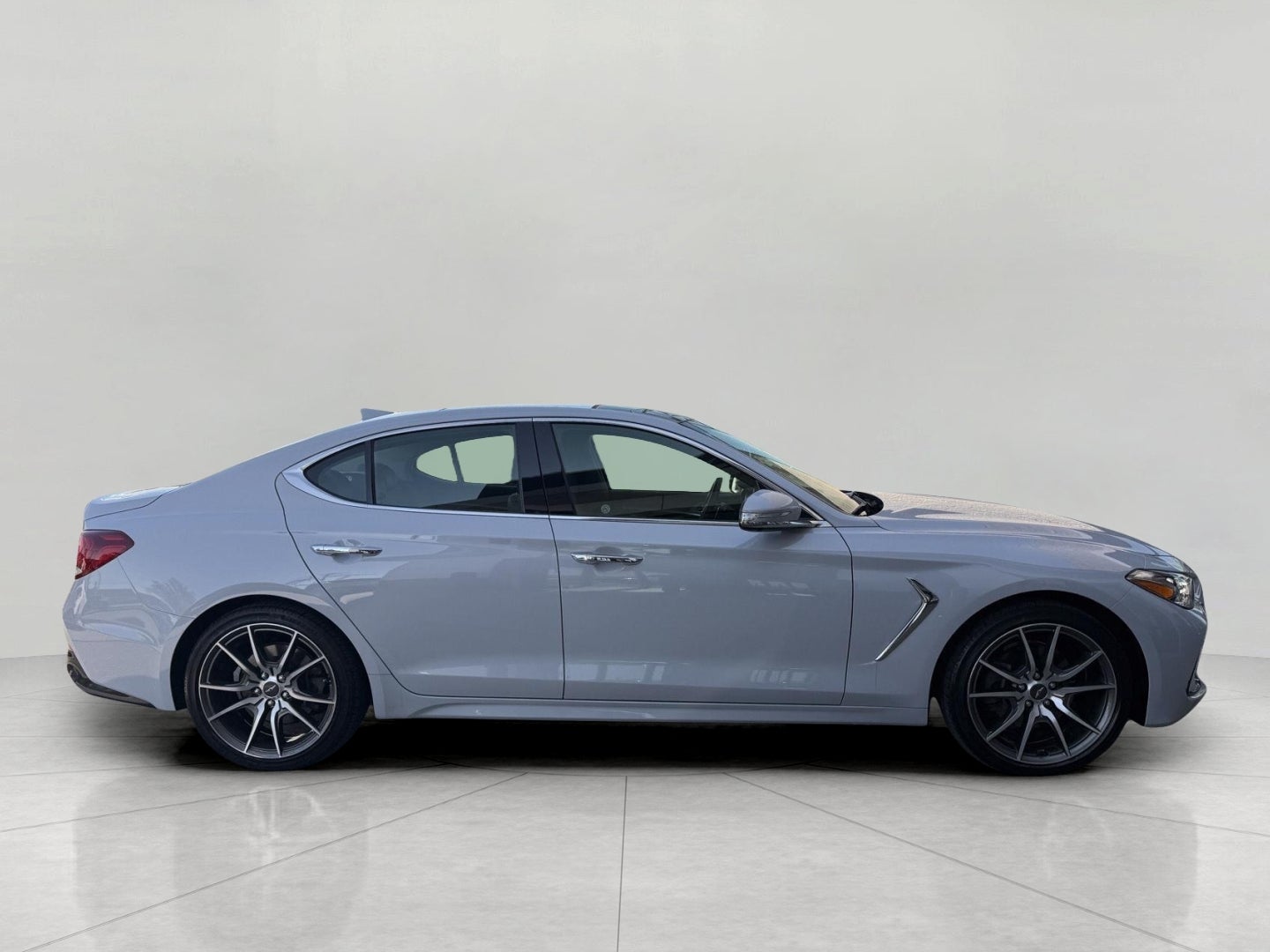 2021 Genesis G70 2.0T AWD
