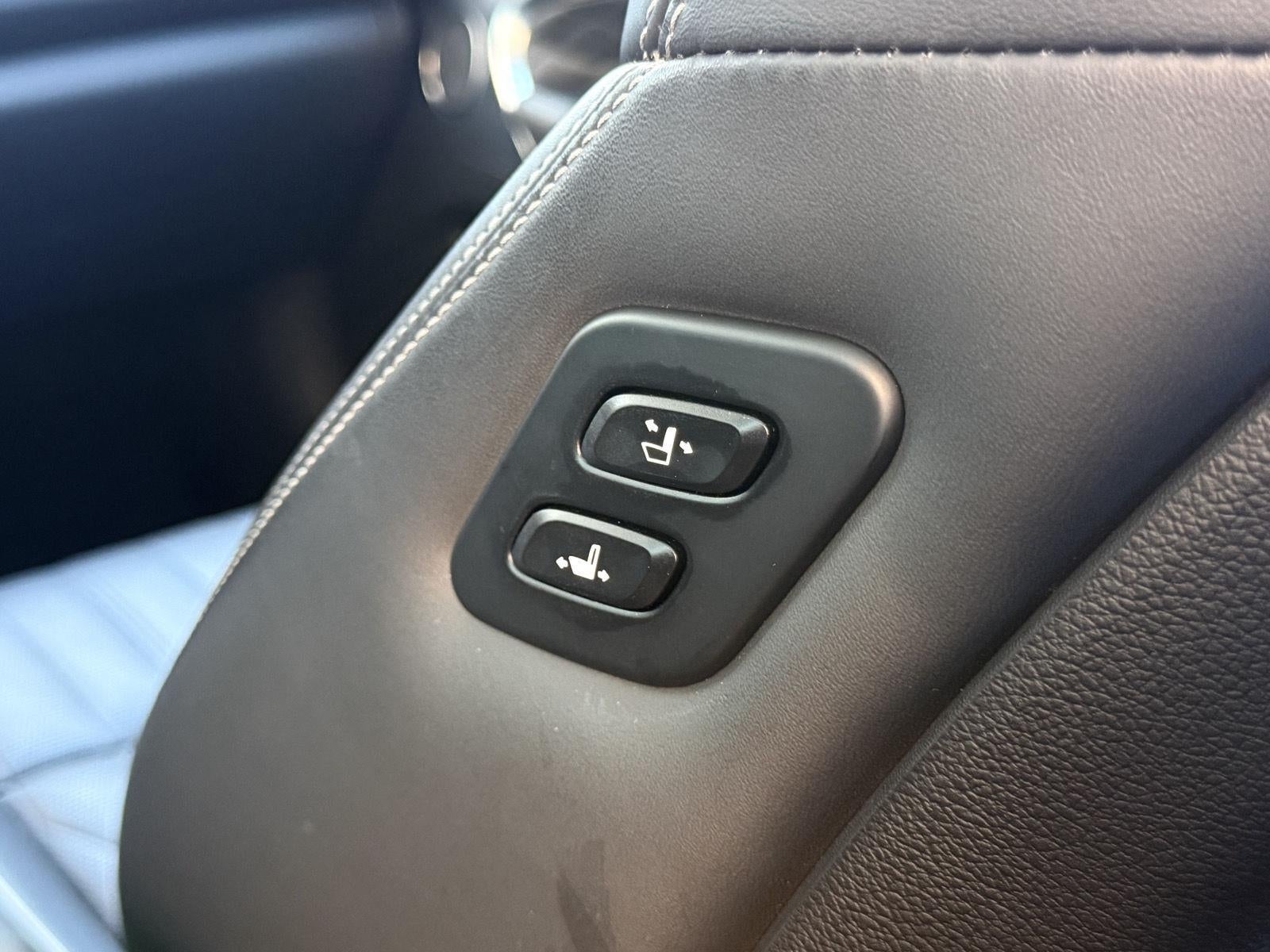 2021 Genesis G70 2.0T AWD