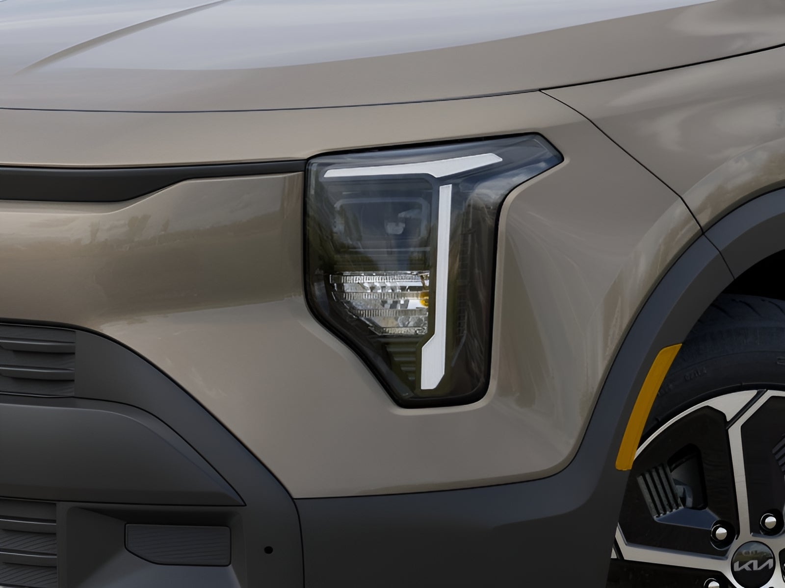 2027 Kia Niro LX FWD