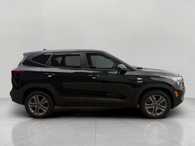 2022 Kia Seltos LX IVT AWD