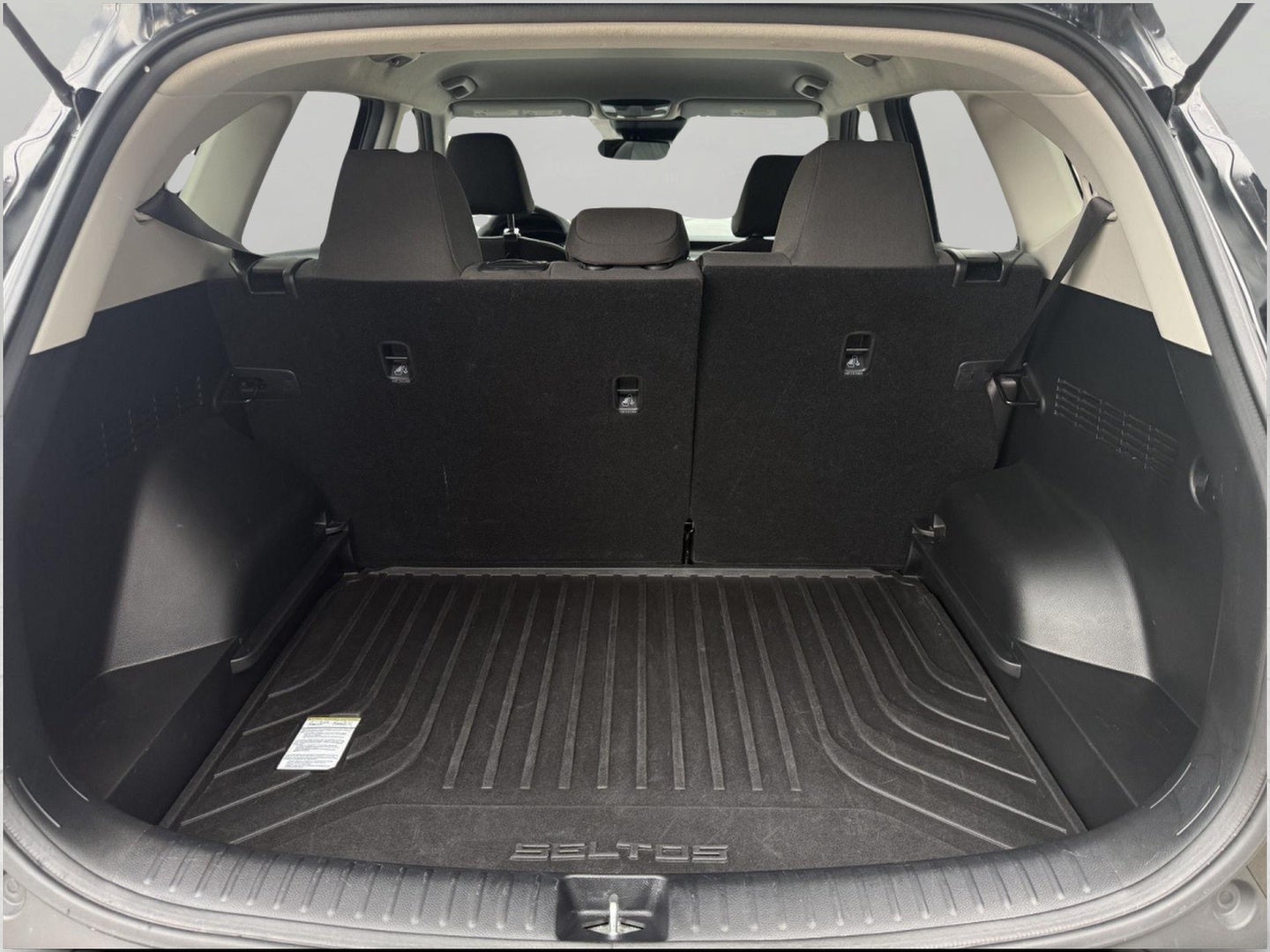 2022 Kia Seltos LX IVT AWD