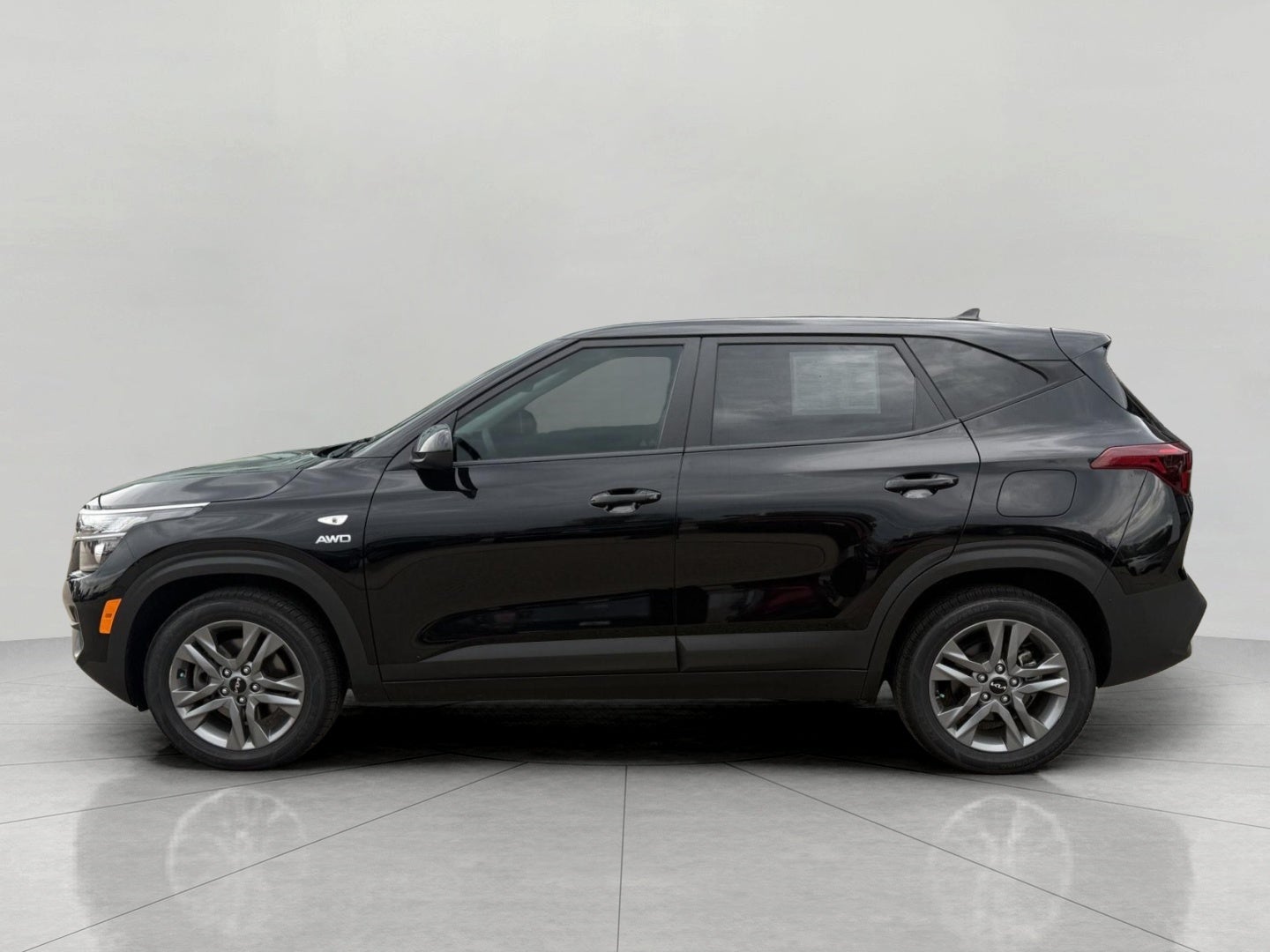 2022 Kia Seltos LX IVT AWD
