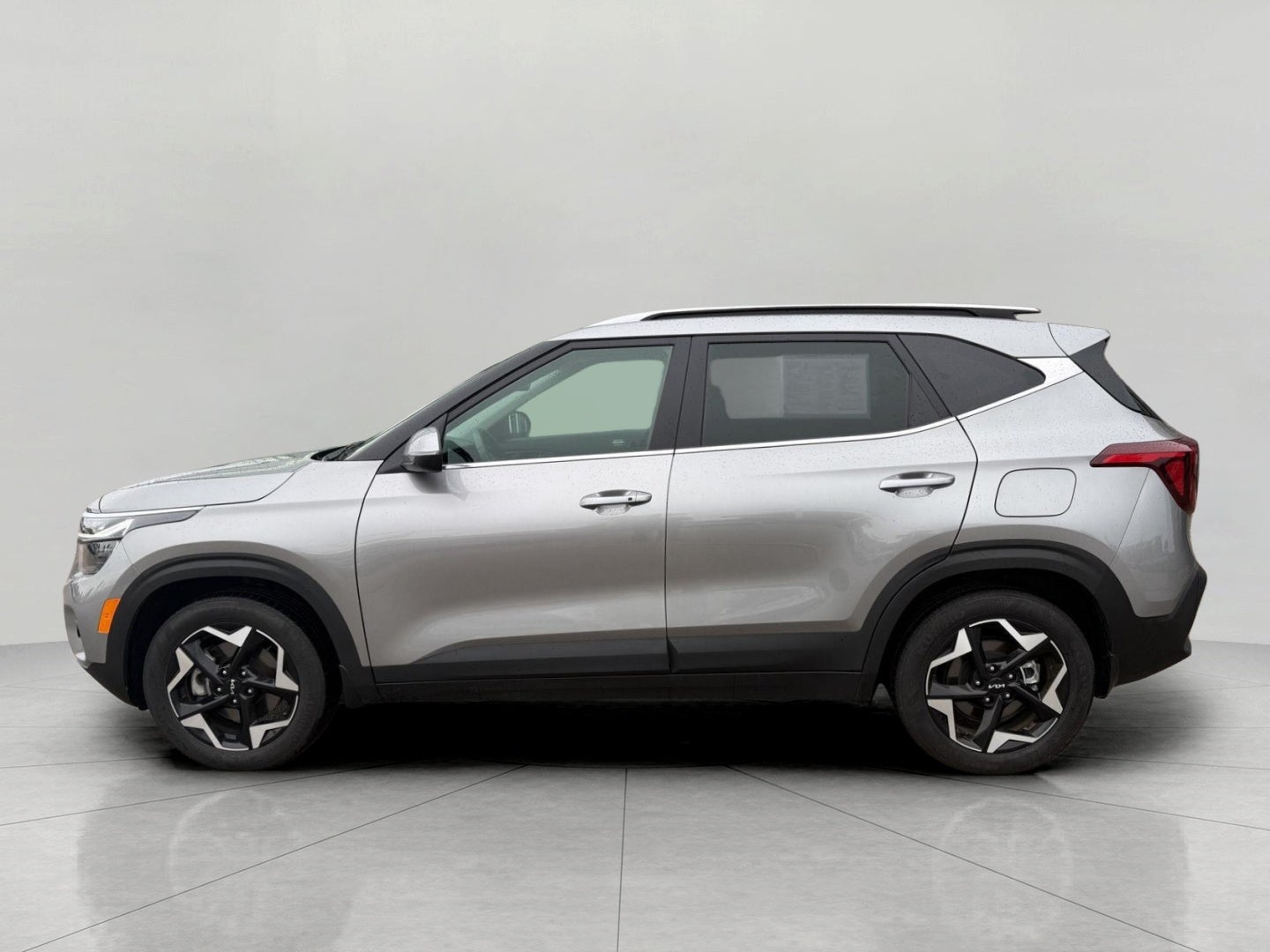 2024 Kia Seltos EX IVT AWD