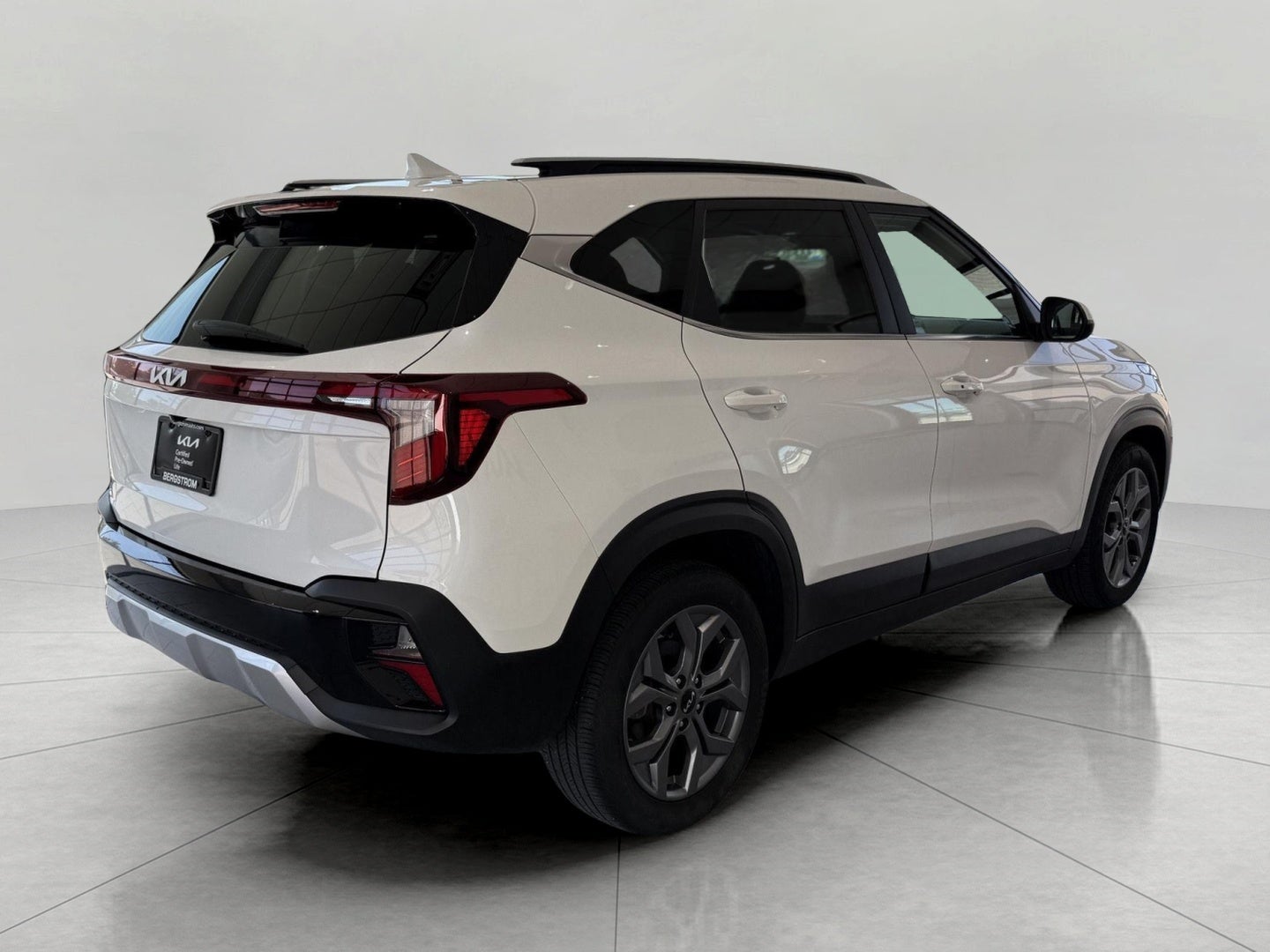 2024 Kia Seltos S IVT FWD