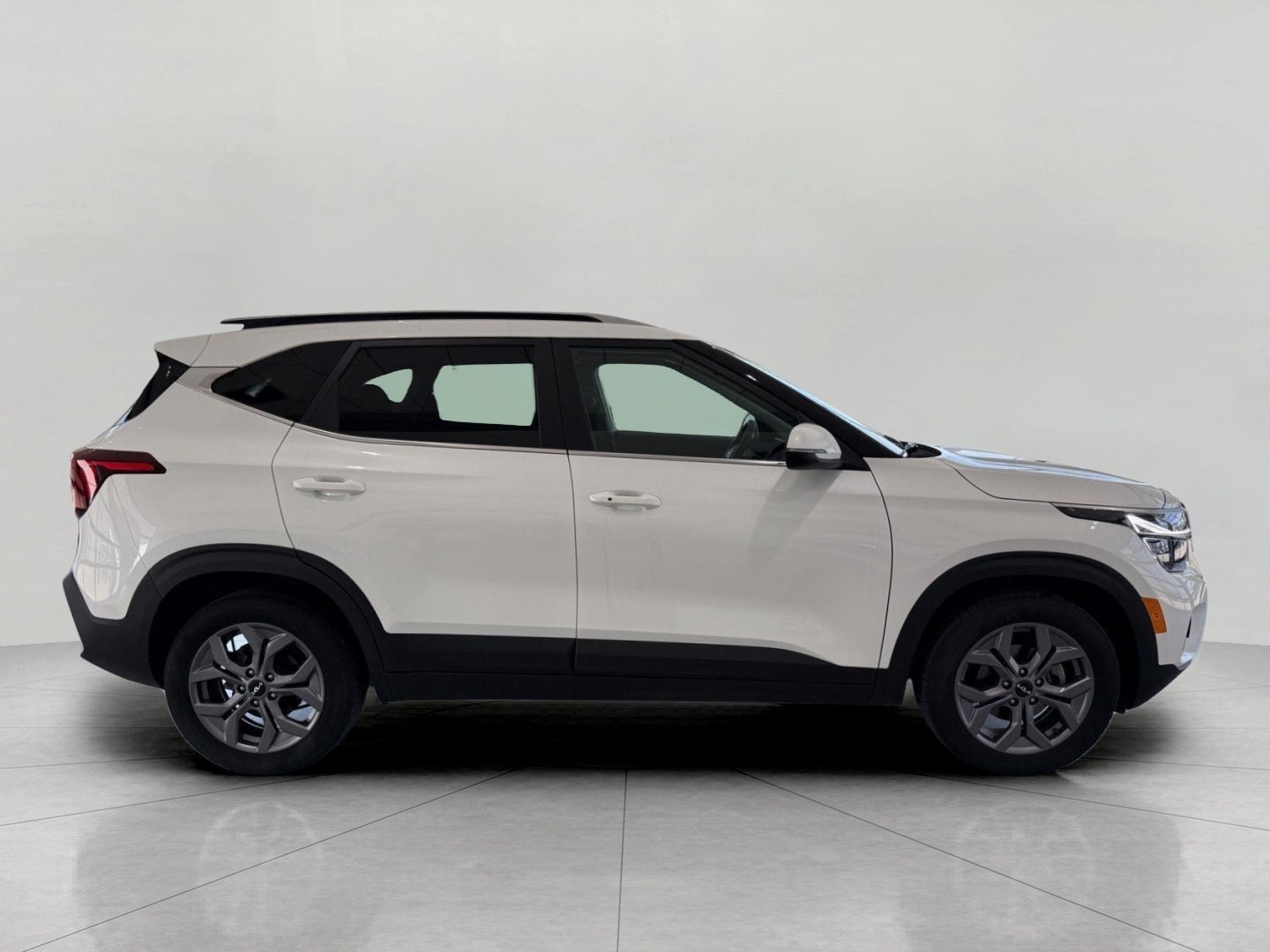 2024 Kia Seltos S IVT FWD