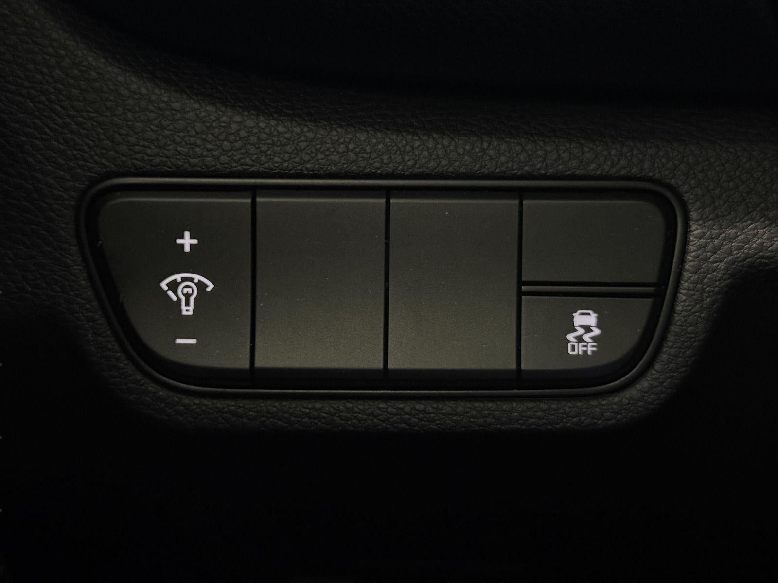 2025 Kia Seltos X-Line DCT AWD