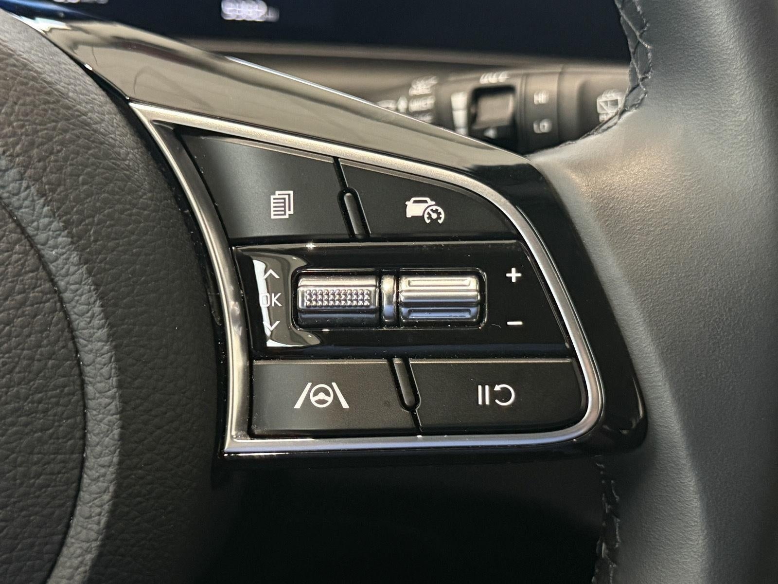 2025 Kia Seltos X-Line DCT AWD