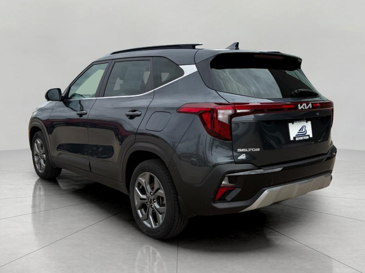 2024 Kia Seltos S IVT AWD
