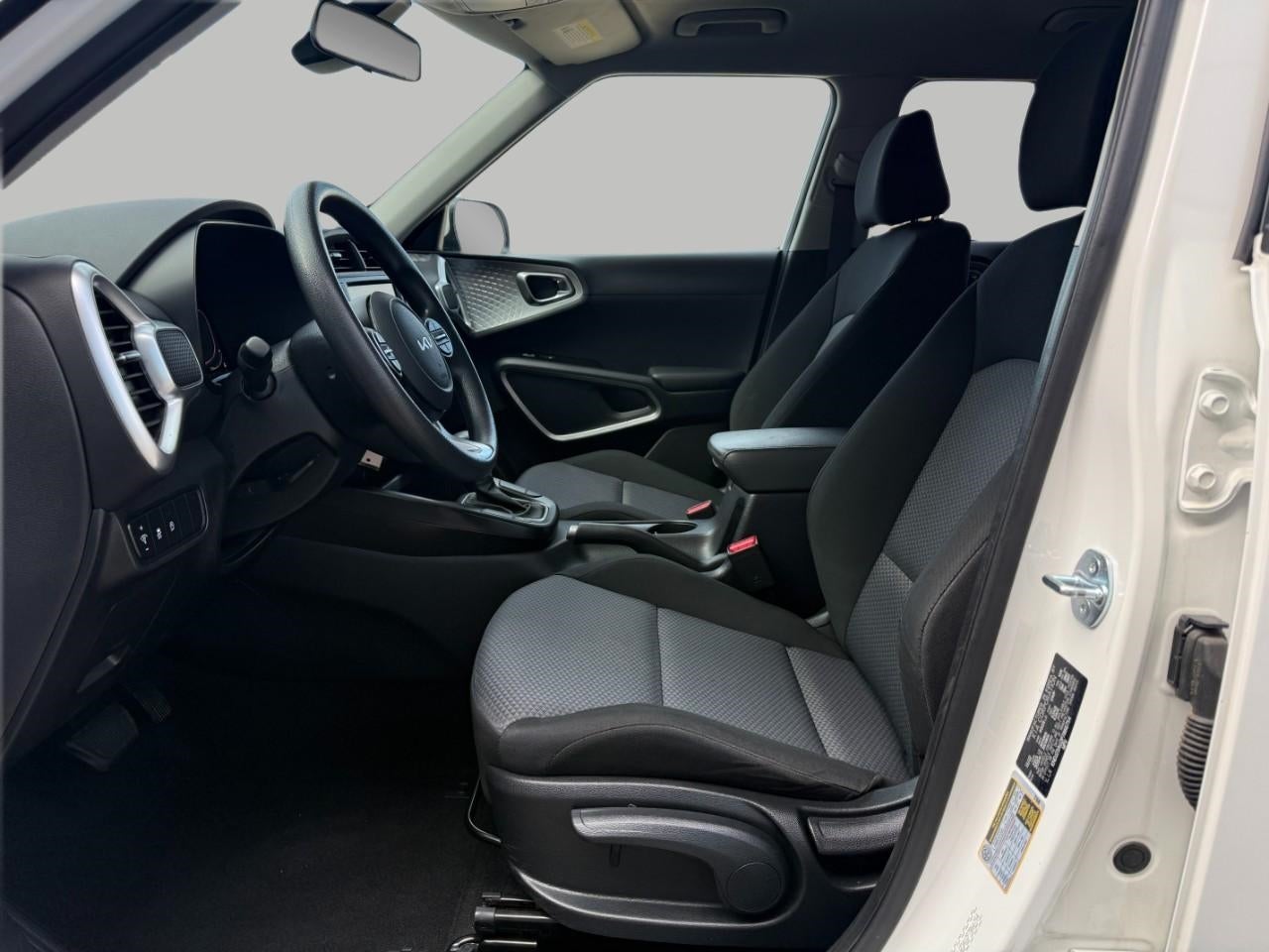 2023 Kia Soul LX IVT