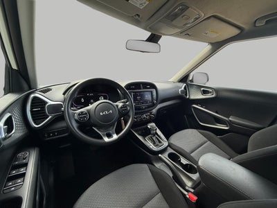 2023 Kia Soul LX IVT