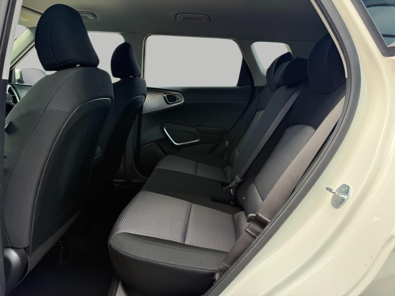 2023 Kia Soul LX IVT