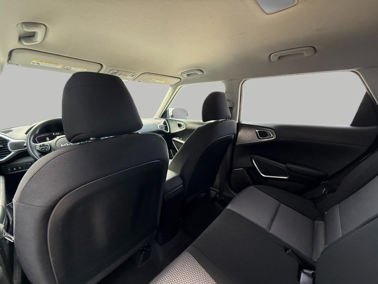 2023 Kia Soul LX IVT