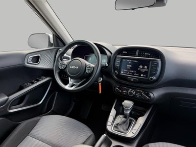 2023 Kia Soul LX IVT