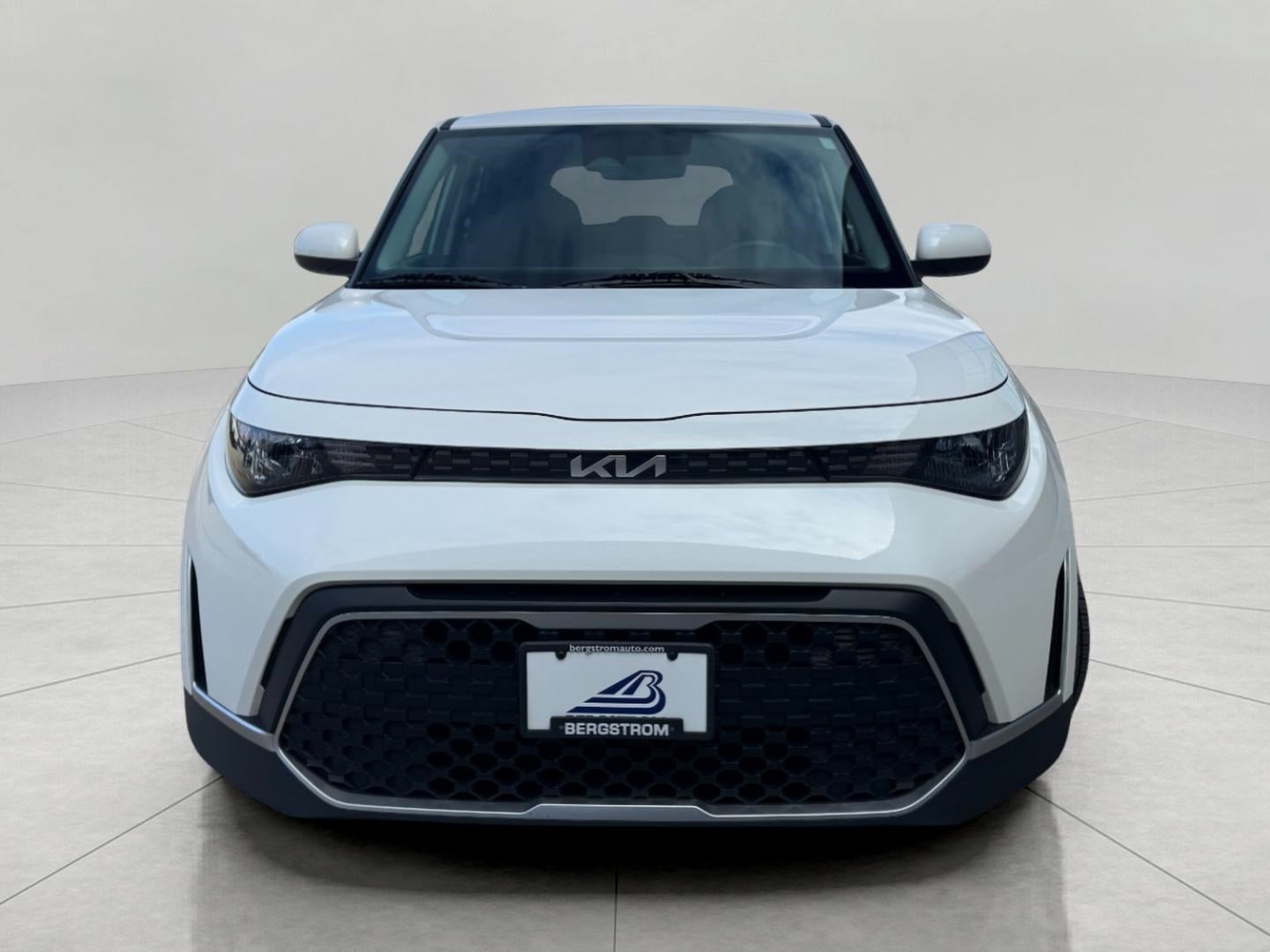 2023 Kia Soul LX IVT