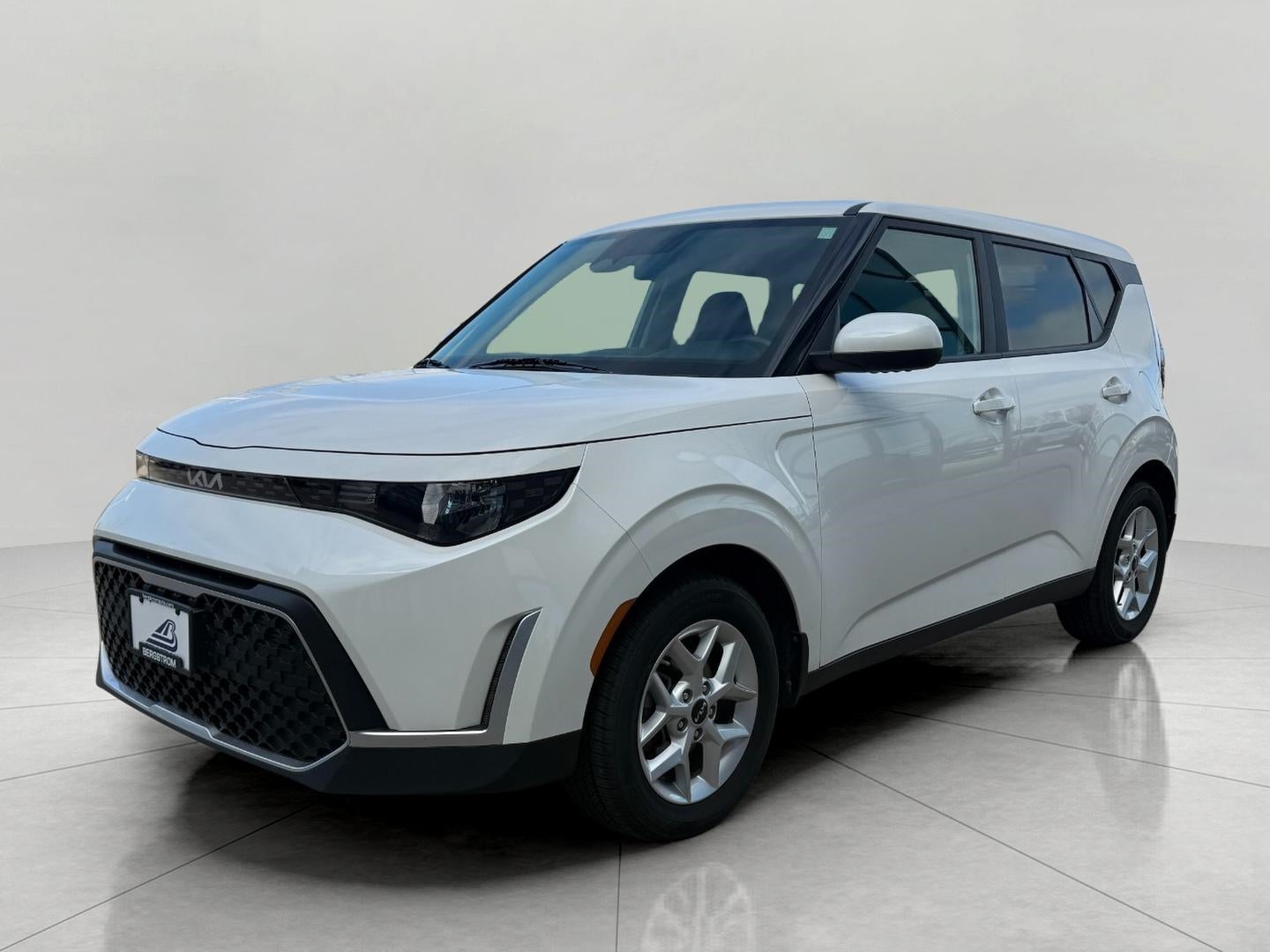2023 Kia Soul LX IVT