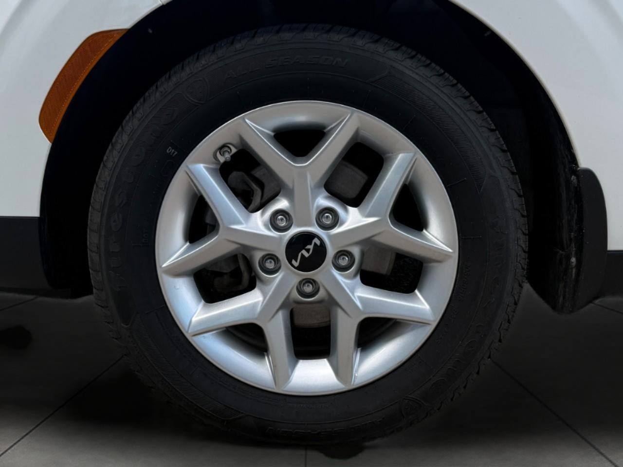 2023 Kia Soul LX IVT