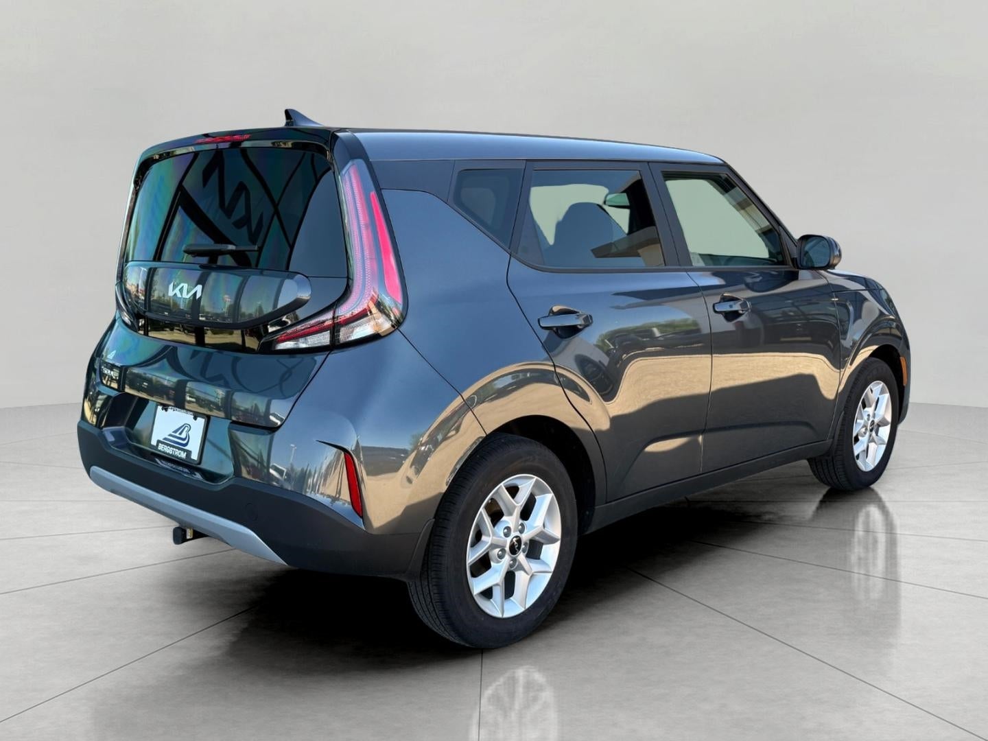 2023 Kia Soul S IVT