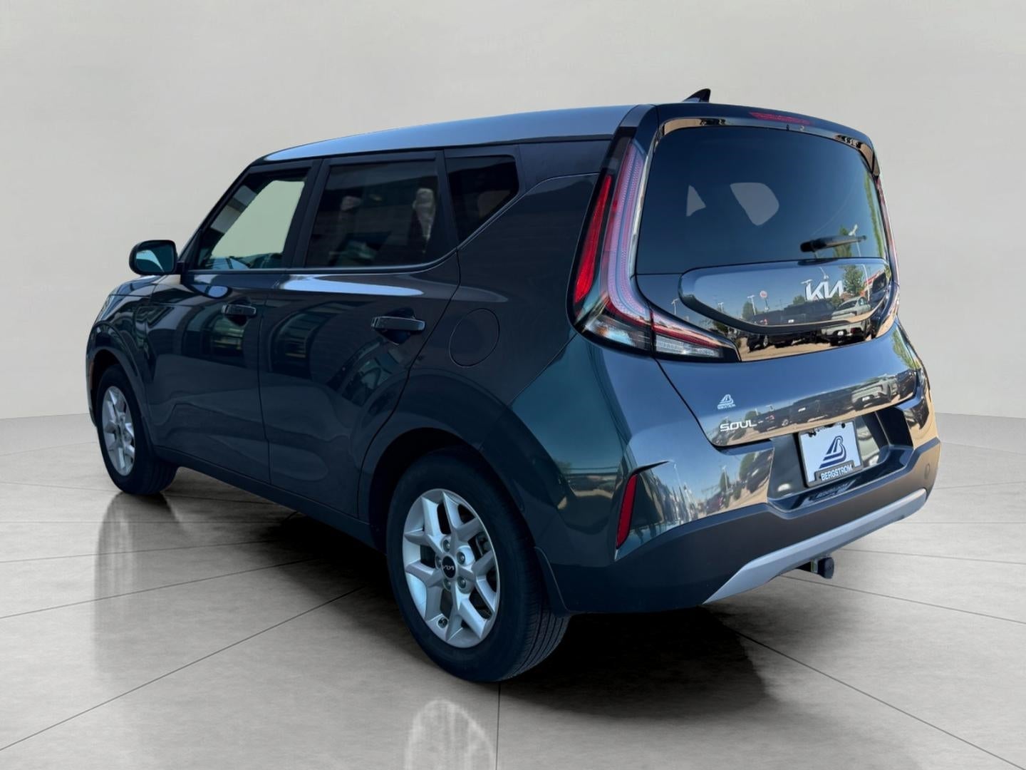 2023 Kia Soul S IVT