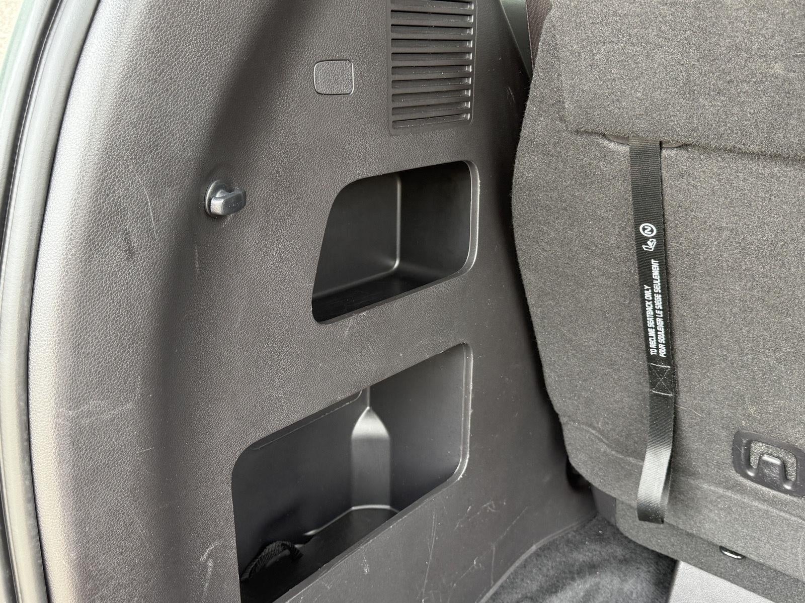 2025 Kia Carnival LXS FWD