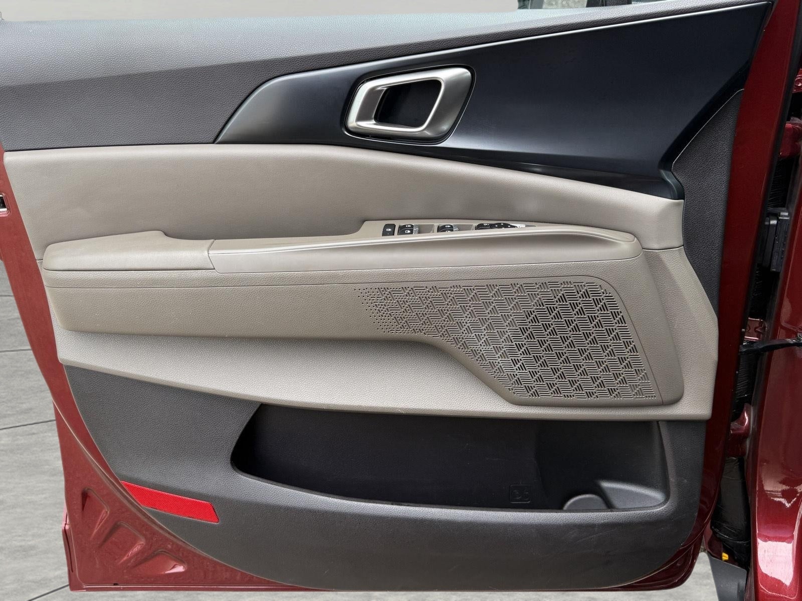 2025 Kia Carnival LXS FWD