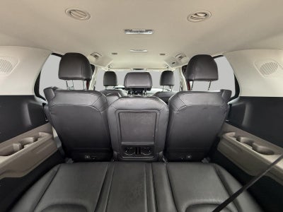 2025 Kia Carnival LXS FWD