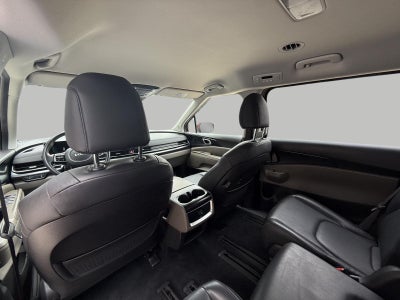 2025 Kia Carnival LXS FWD