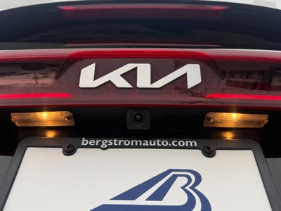 2024 Kia Carnival EX FWD