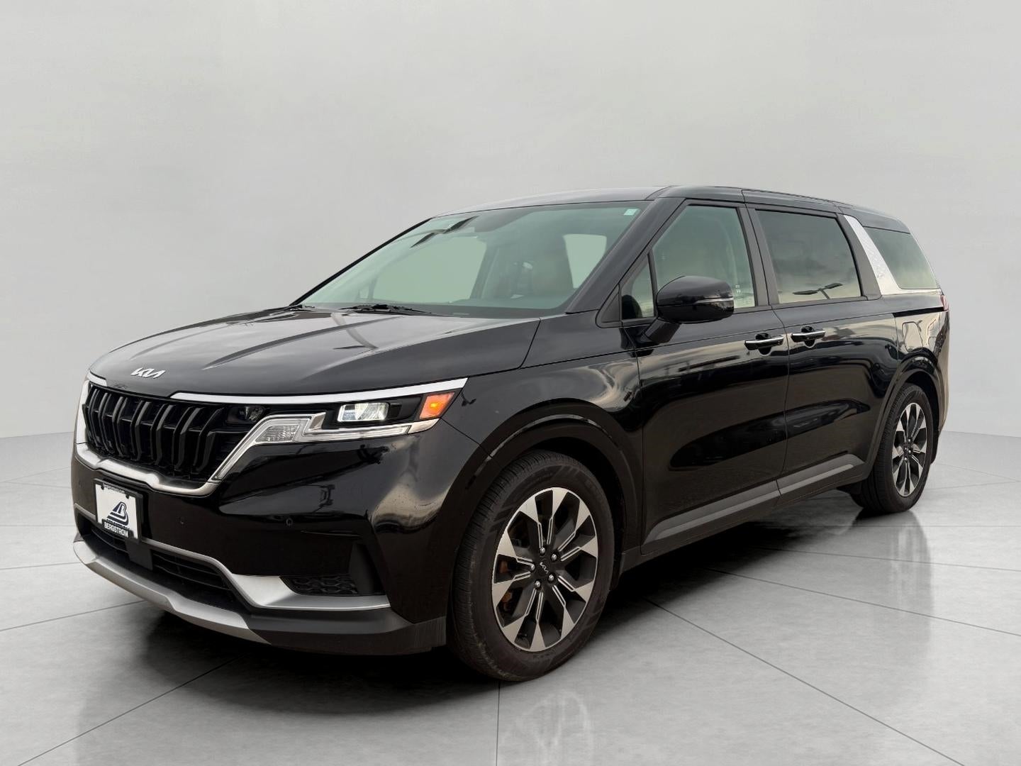 2024 Kia Carnival EX FWD
