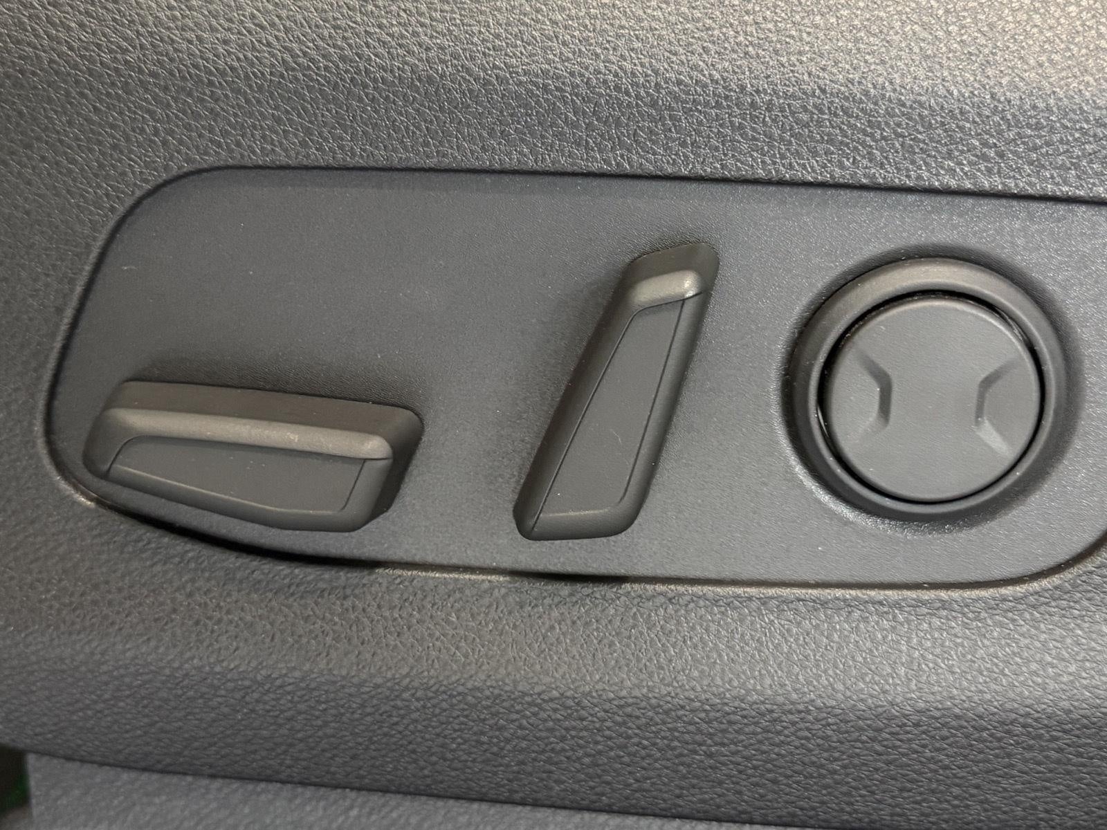 2024 Kia Carnival EX FWD