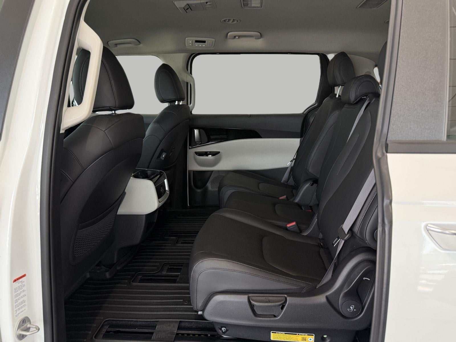 2024 Kia Carnival EX FWD